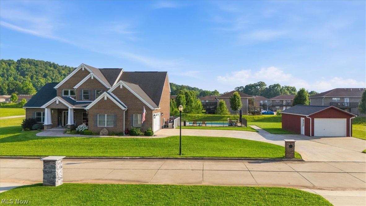 Imperial Pointe Sub - Residential