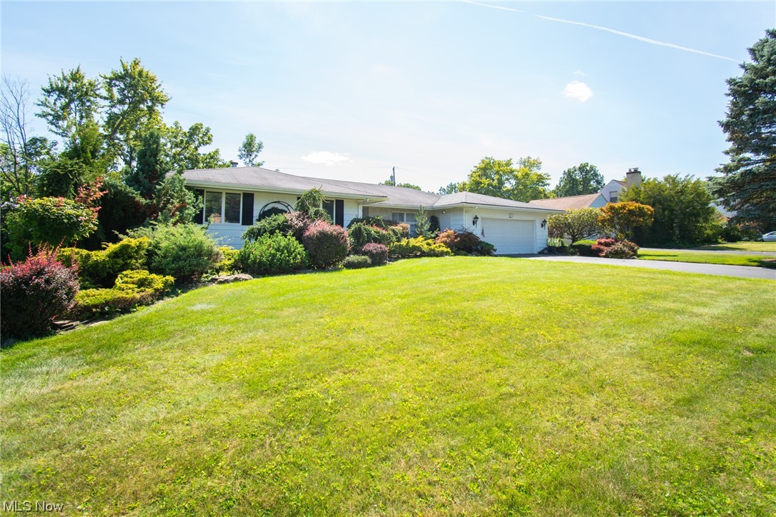 This one is a WOW! Stunning and spacious RANCH located on a beautiful street near Trumbull Country Club! You will immediately notice the great curb appeal with professional landscaping from front to back! Step into the foyer and take note of the large formal dining room just in time for the upcoming holidays! Kitchen features an abundance of cabinets and counter space. There is a giant great room for entertaining as well as a living room with fireplace and custom built-ins! Sunroom/breakfast room offers plenty of natural light with great views of the yard. Screened in porch is the perfect place to enjoy fall! There is living space galore here! 3 spacious bedrooms including master suite with private bath! 2 car attached garage and an absolutely beautiful, private backyard. Giant basement with a finished rec room and more storage space that you can imagine! Immediate Possession! This great ranch home won't last! Make your appointment today!