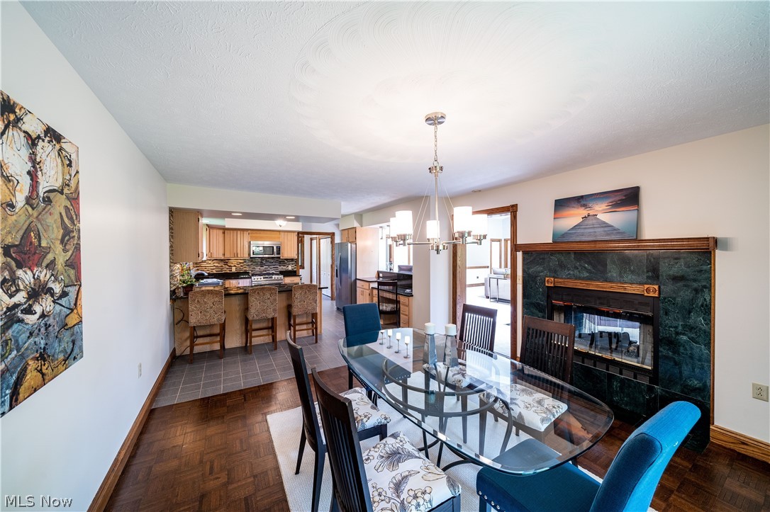 Sugar Bush Knolls - Residential