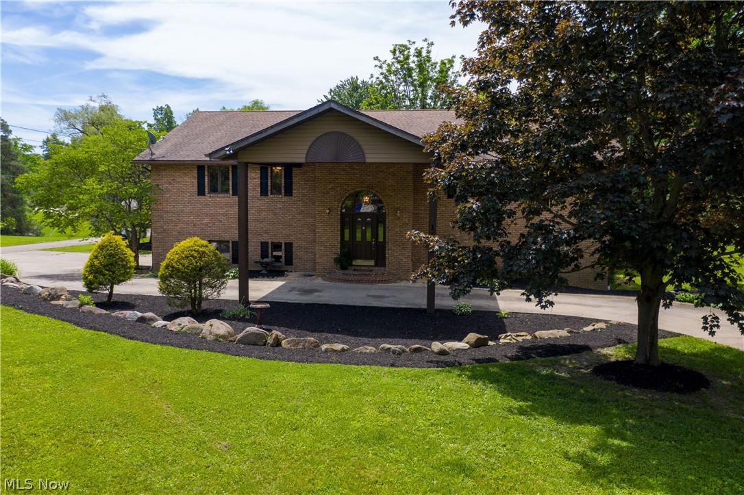 Sugar Bush Knolls - Residential