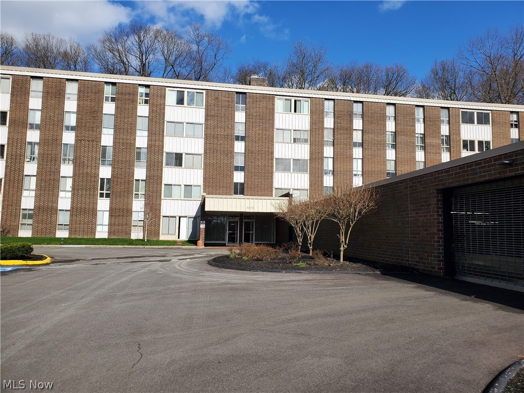 Nice 2 bedroom/1 bath condo at desirable Silver Lake Towers!  This unit features spacious combined dining room and living room, which is perfect for entertaining with sliders to the 3 season room to enjoy nature and overlooks Adell Park.  The kitchen has an area for a table and all of the appliances convey.  Good closet space in the primary bedroom offering a large walk in closet plus another closet.  The bath even has an updated walk in shower.  This unit is in the D building, which is in the process of having the hallways and lobby renovated and it is gorgeous (this floor is finished).  This building also features the amenities including the party room, two guest suites, exercise room and library/billiard room.  Monthly fee covers ALL utilities even cable.
