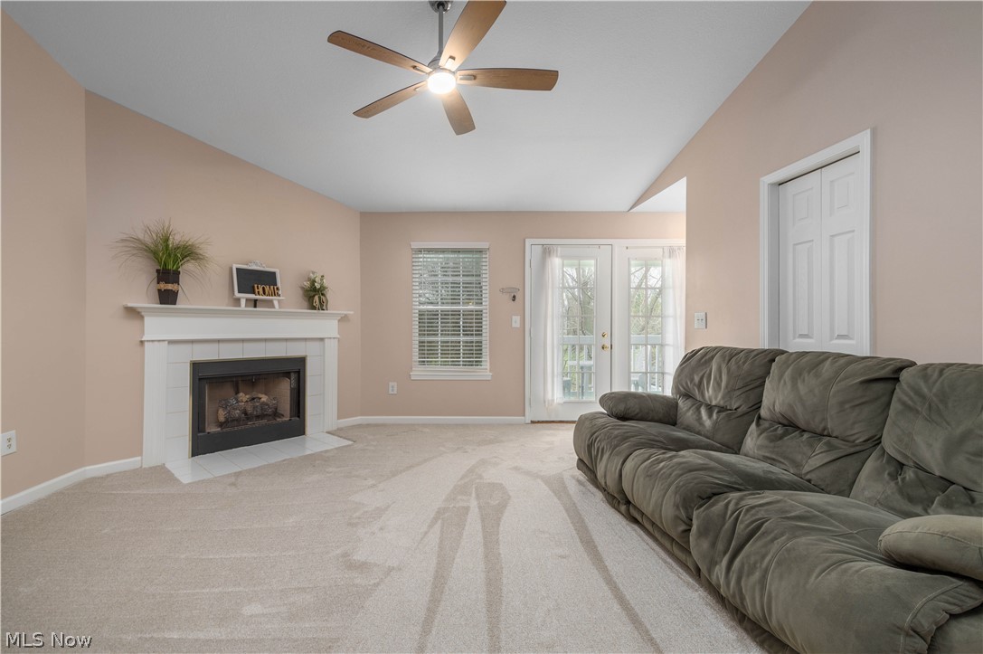 Lenox Square Condo Ph 03 - Residential