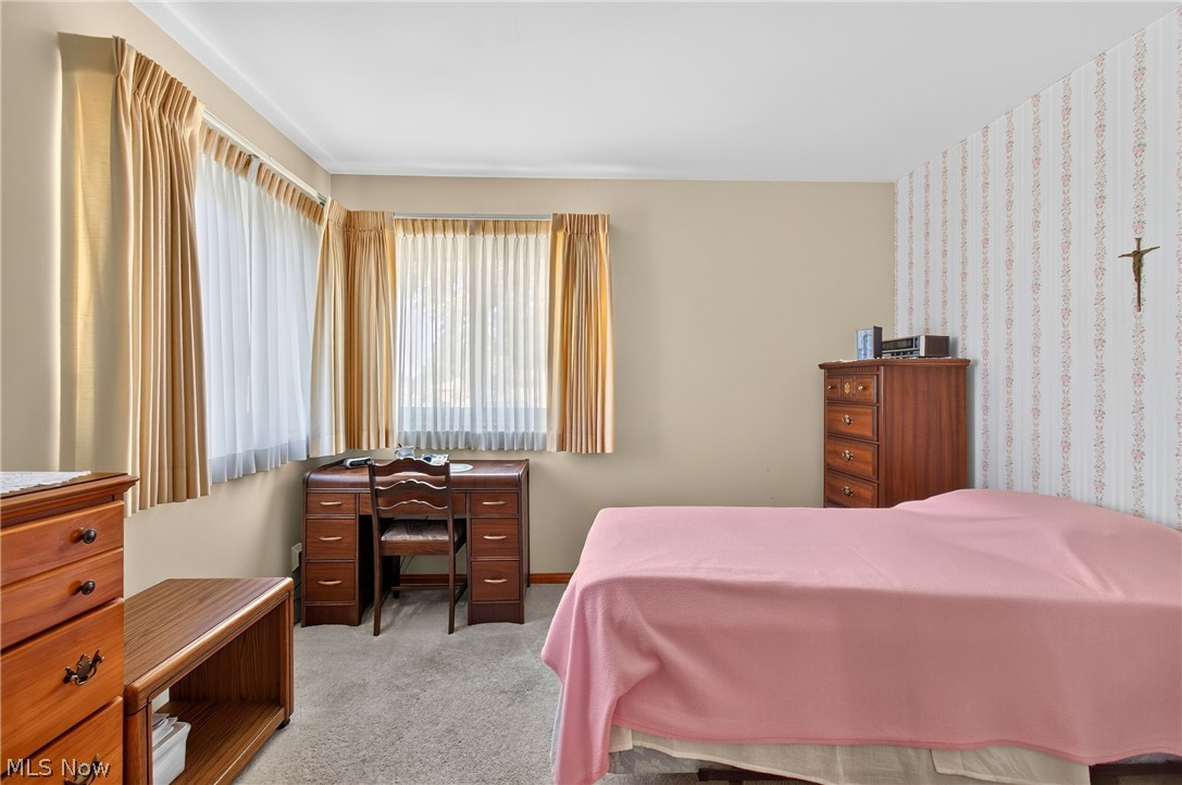 Amherst Knolls - Residential