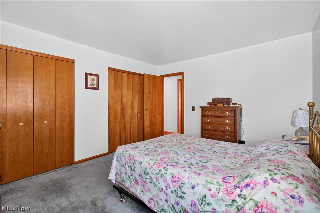 Amherst Knolls - Residential