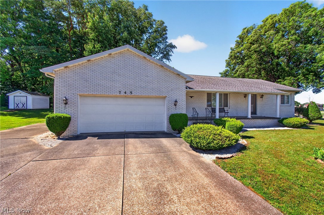 Amherst Knolls - Residential