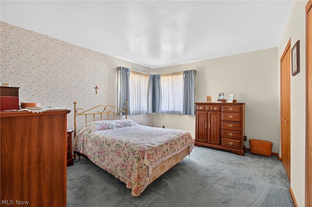 Amherst Knolls - Residential