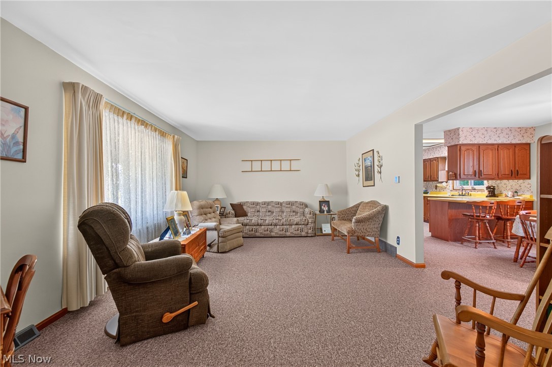 Amherst Knolls - Residential