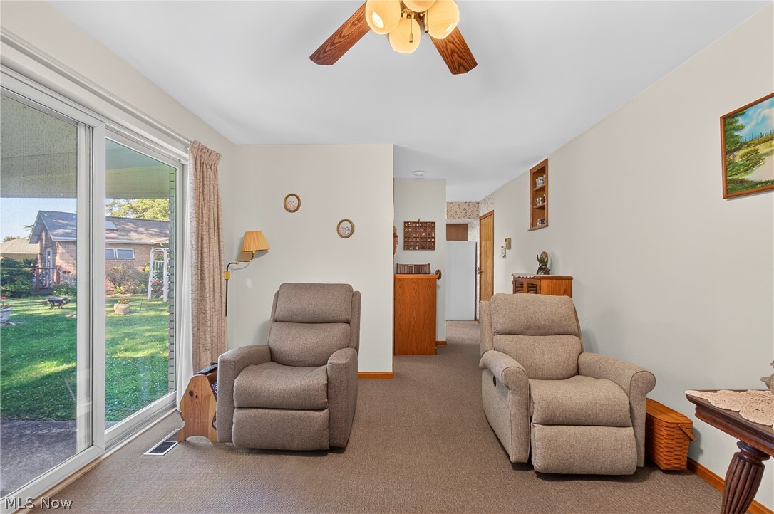 Amherst Knolls - Residential