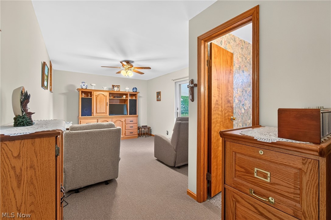 Amherst Knolls - Residential