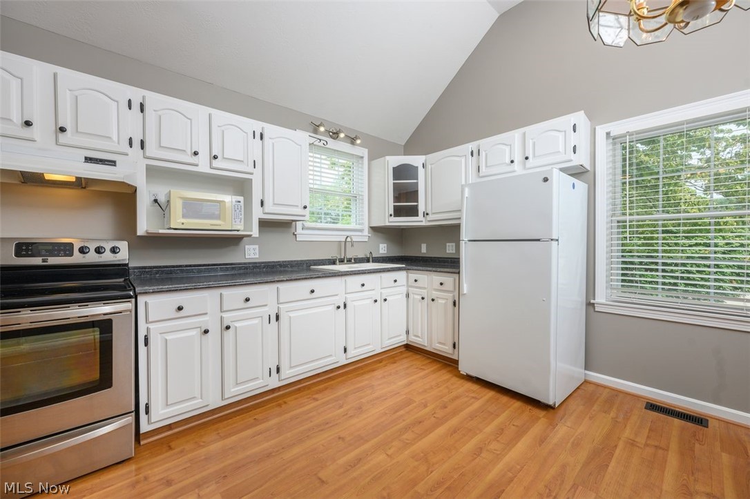 Richard J Colliers Add 01 - Residential