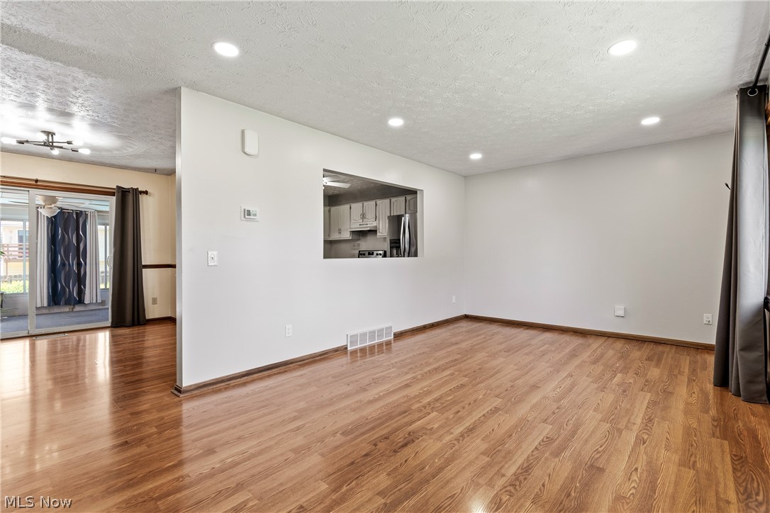 Heatherwood Knolls - Residential