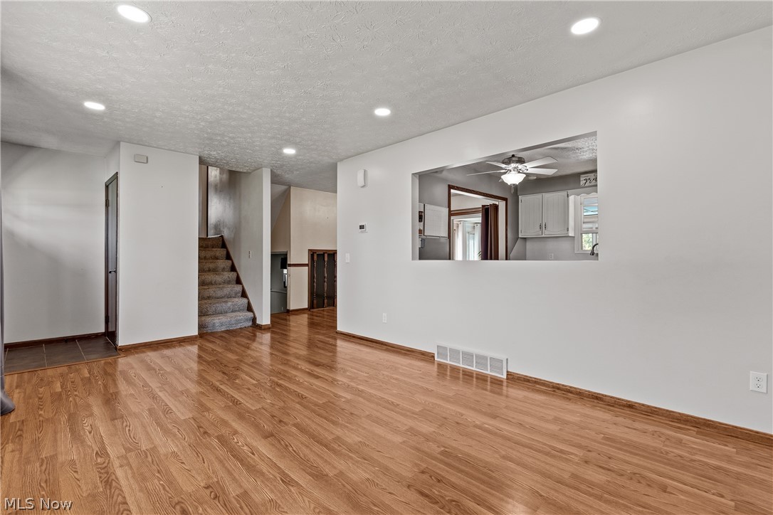 Heatherwood Knolls - Residential