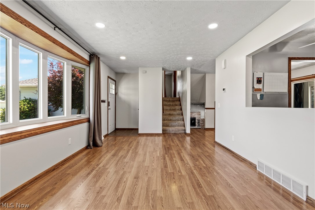Heatherwood Knolls - Residential