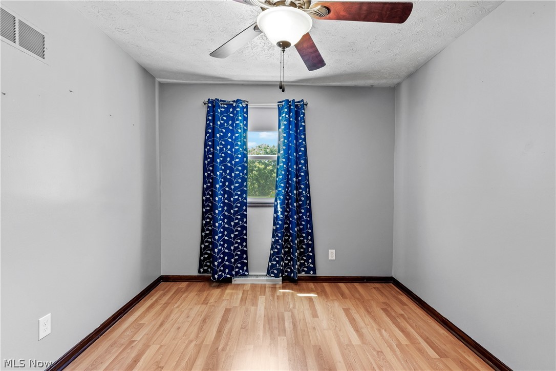 Heatherwood Knolls - Residential