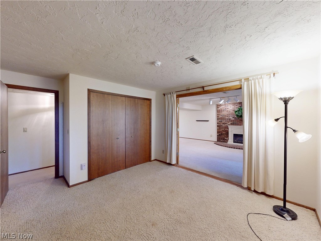 Painesville Warren Road - Residential