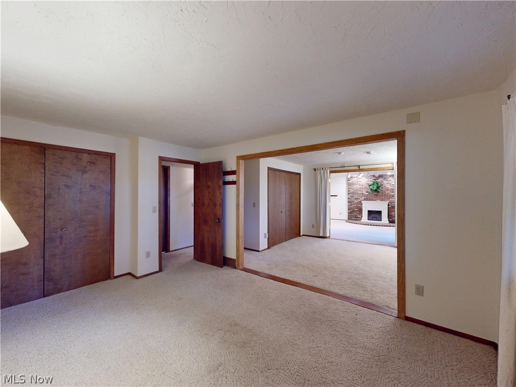 Painesville Warren Road - Residential