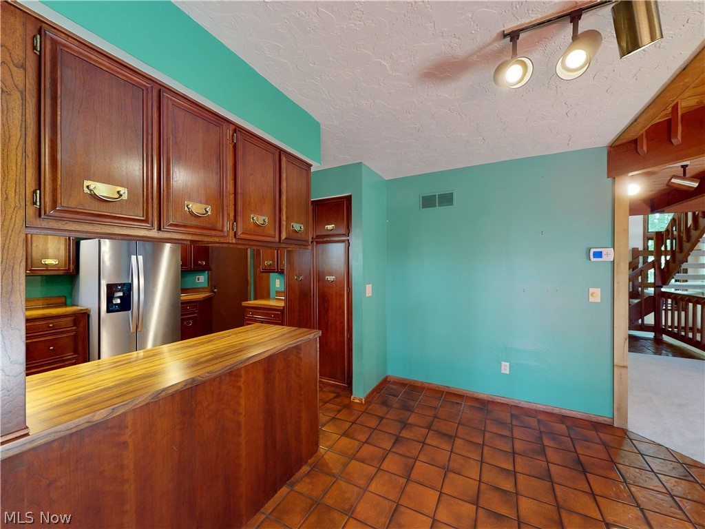 Painesville Warren Road - Residential