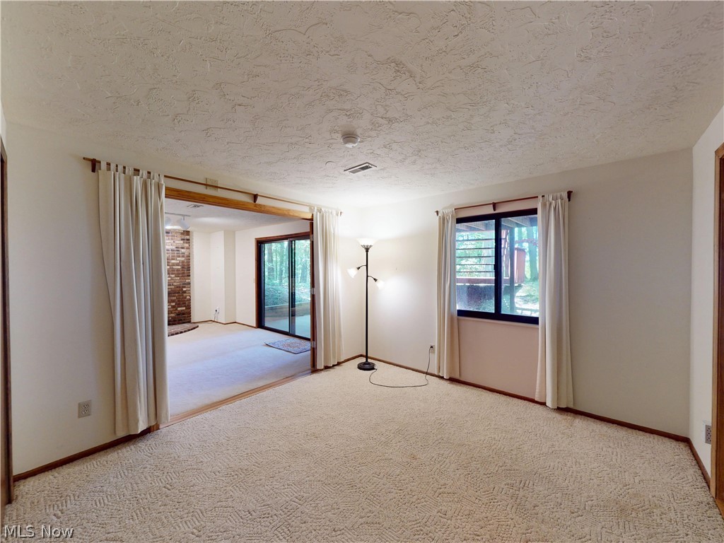 Painesville Warren Road - Residential