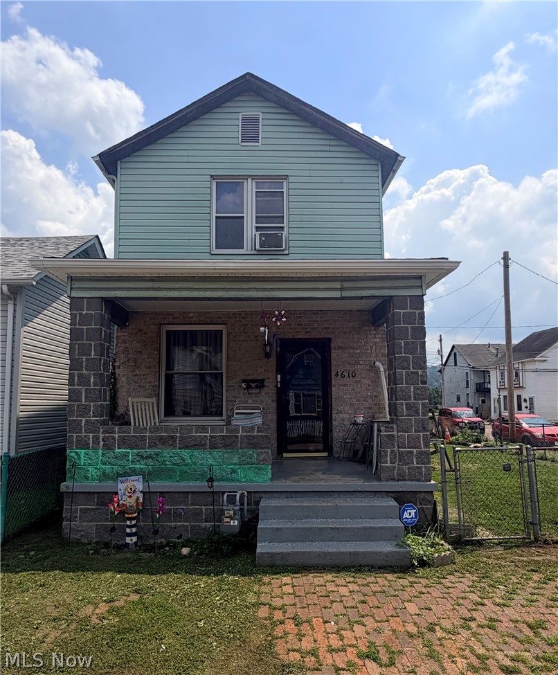 Opportunity knocks at 4610 Noble St in Bellaire, OH 43906! This 2-bedroom, 1-bath home sits on a desirable corner lot with a fenced-in yard, offering added space, privacy, and curb appeal. Ideal for investors or a savvy fix-and-flip project, the property already has several major updates completed, including a newer roof, hot water tank, and furnace—giving you a strong head start on renovations. With the big-ticket items handled, this home is ready for cosmetic updates to unlock its full potential. Whether you’re looking to add to your rental portfolio or renovate and resell, this is a solid value-add opportunity in a convenient location.
