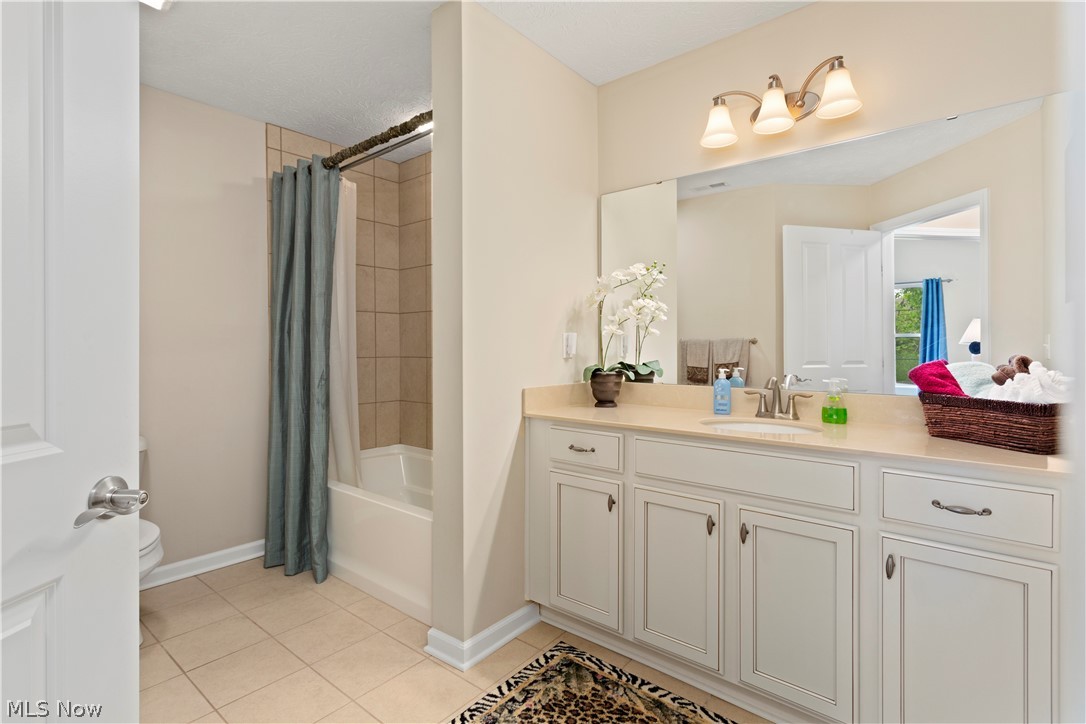 West Vly Condos Ph 18 1 - Residential