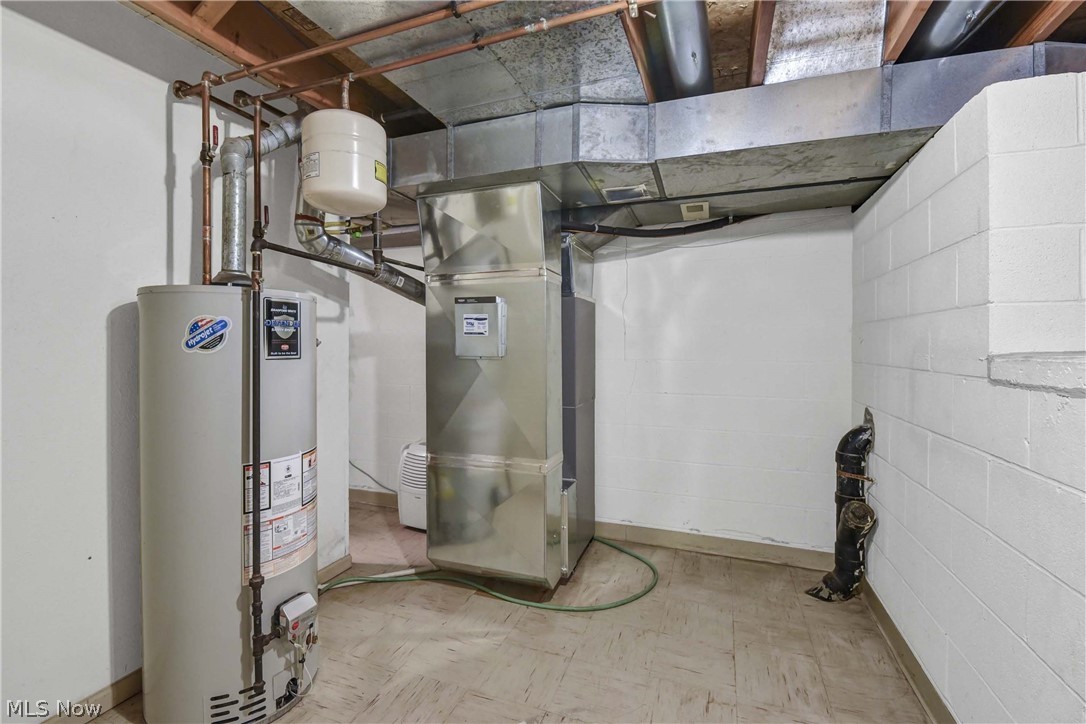 Woods/Westlake Condos - Residential