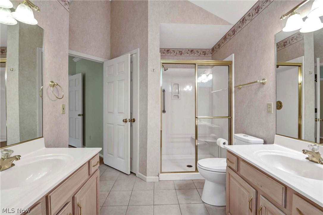 Woods/Westlake Condos - Residential