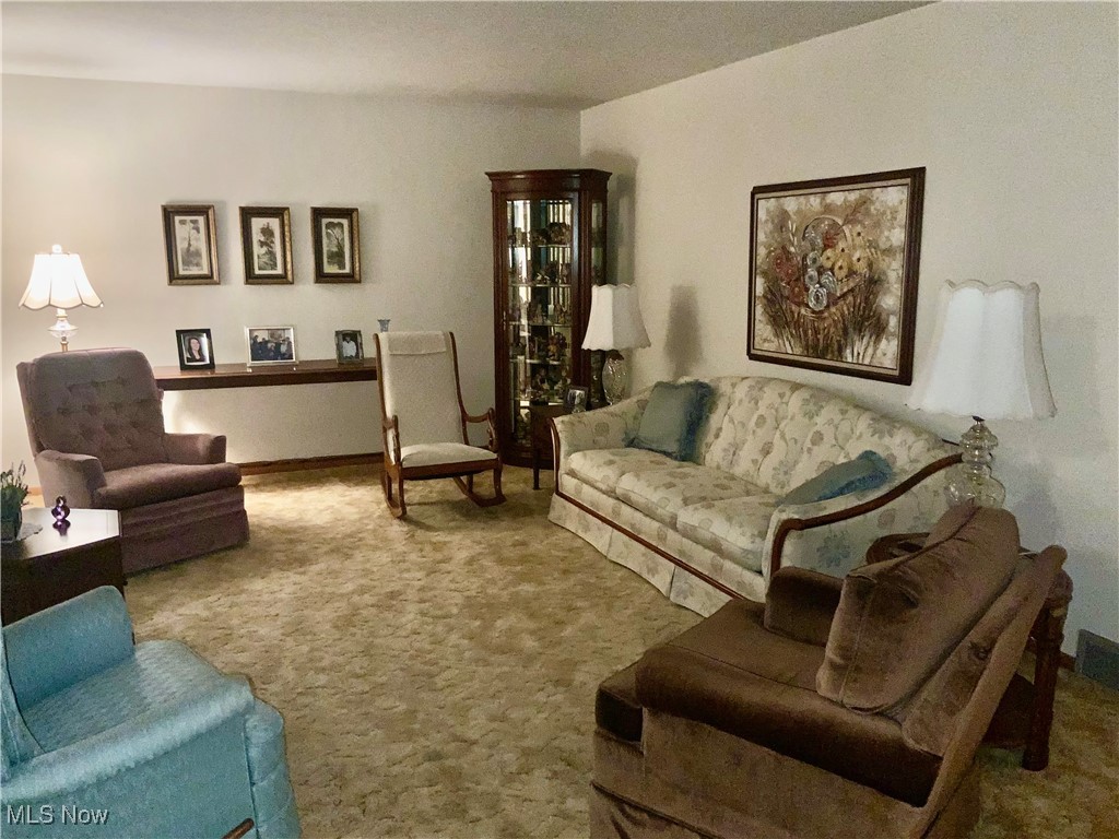 C/Nicholas V Libeg Woodla - Residential