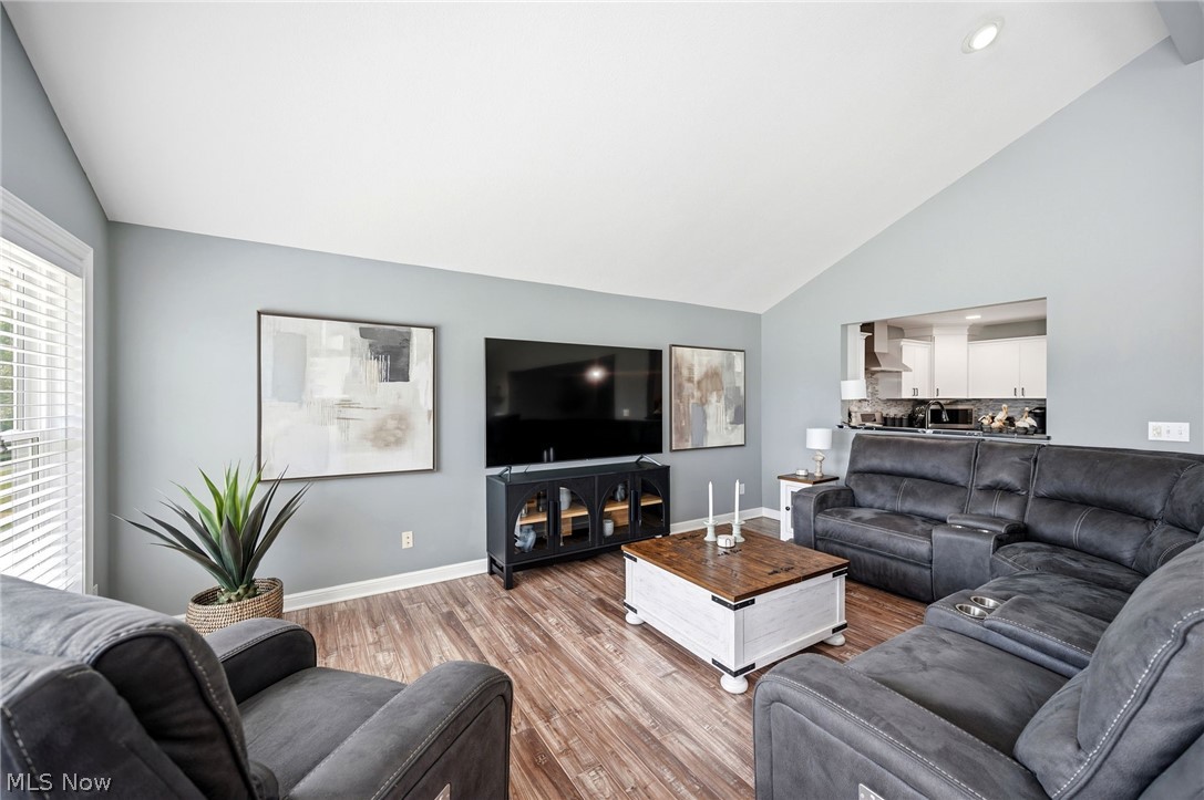 Aurora Shores - Residential