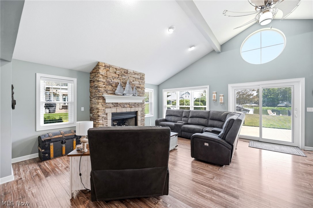 Aurora Shores - Residential