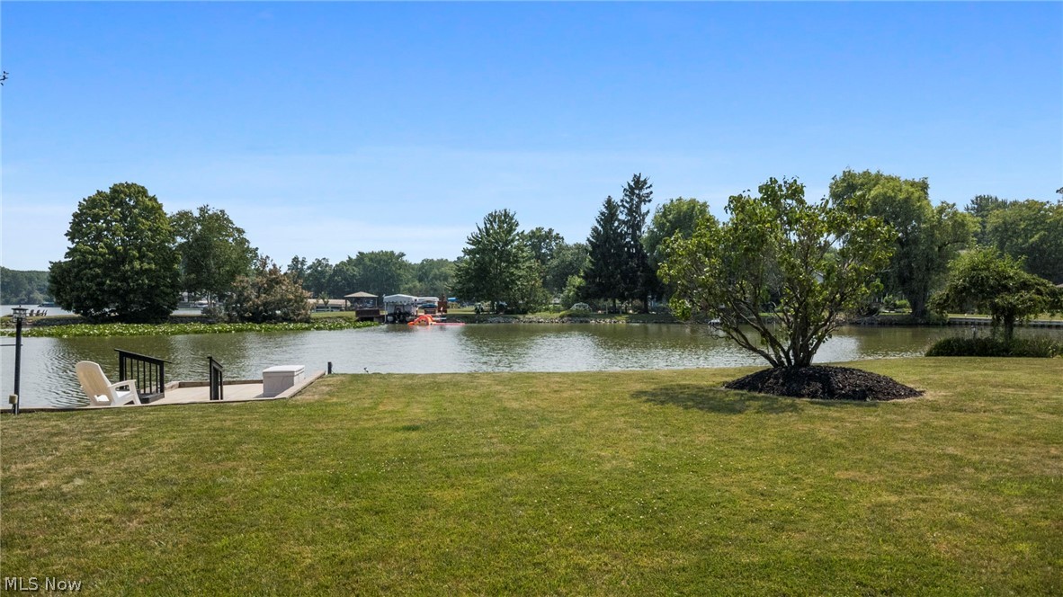 Aurora Shores - Residential
