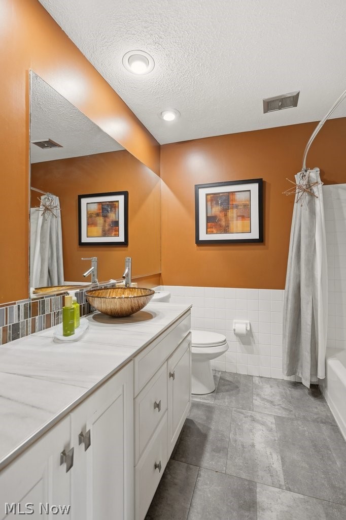 North Portage Path Estates - Residential