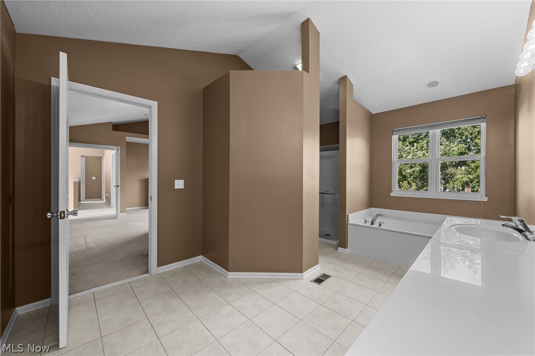 New Hampton Ph 07 - Residential