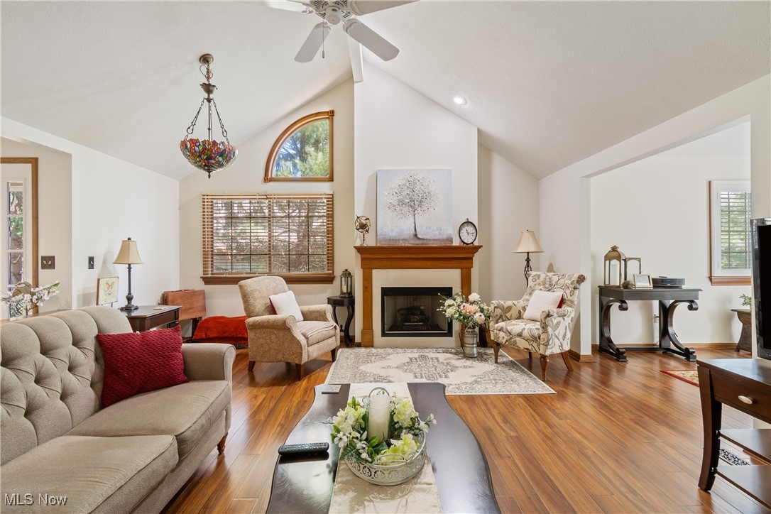 Robin Rdg Condo Ph Xlix - Residential