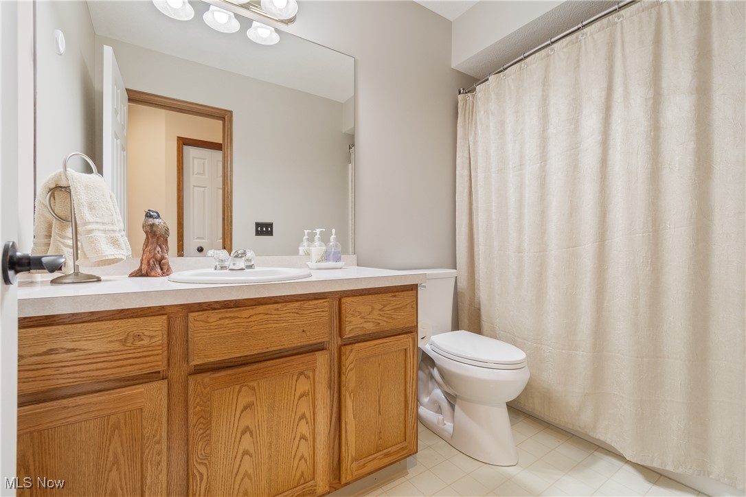 Robin Rdg Condo Ph Xlix - Residential
