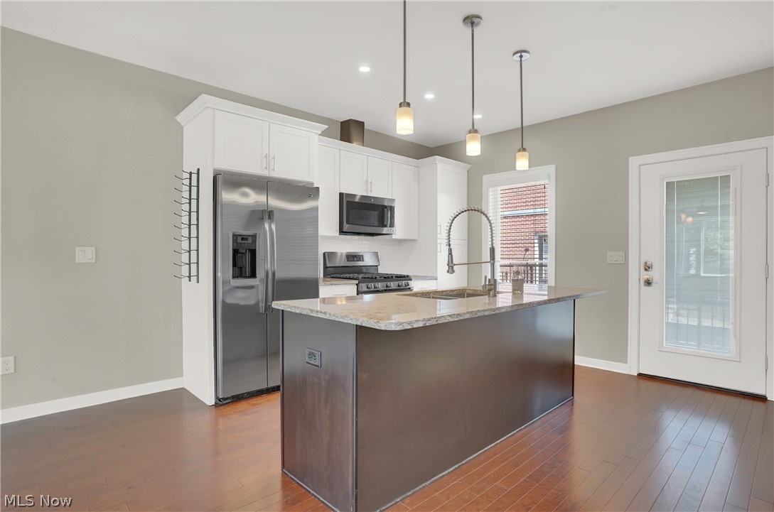 Hudson Station Twnhms - Residential
