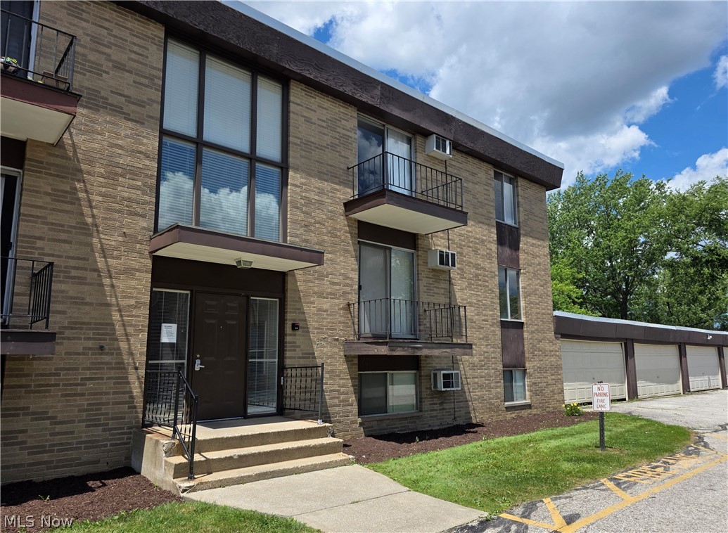 Maple Park - Residential