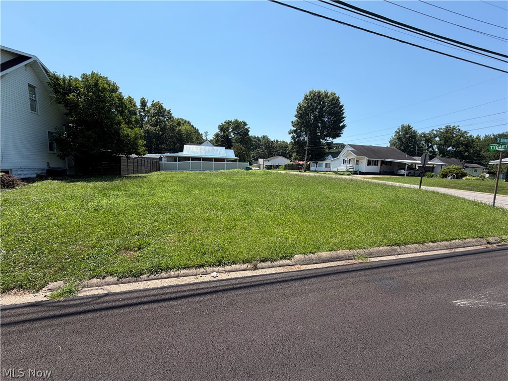 Excellent opportunity to own a spacious double city lot offering endless potential! This property consists of two parcels and provides ample space for a new home or investment property. Conveniently located with access to public utilities available nearby and close to shopping, dining, parks, and other local amenities. Whether you're looking to build now or invest for the future, this versatile property is ready for your vision. Don't miss this rare chance to own two adjoining city lots in a desirable location!
