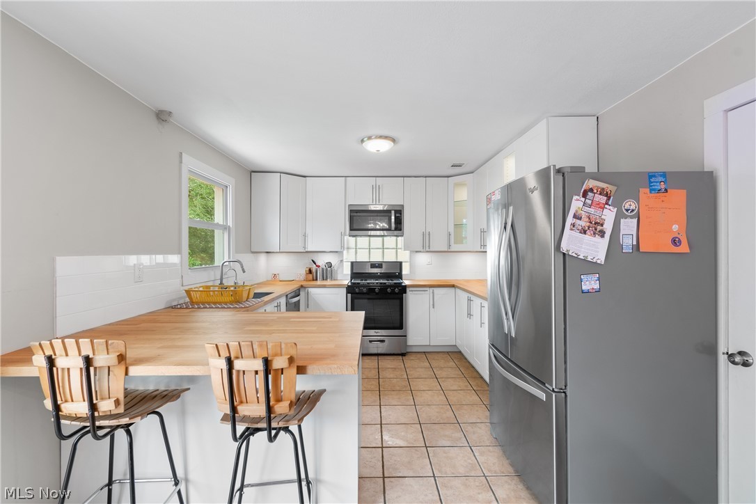 Rhodes 1st Add - Residential