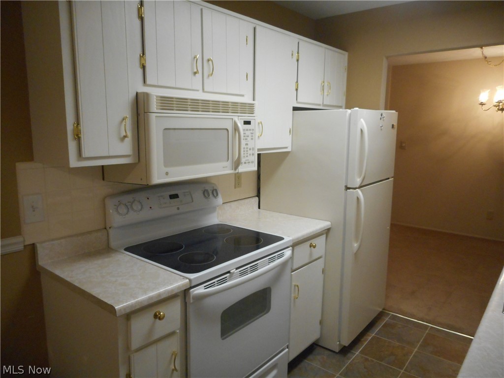 Silver Lake Towers Condo - Residential