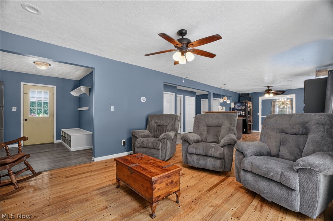 Squares Acres Sub 2 - Residential