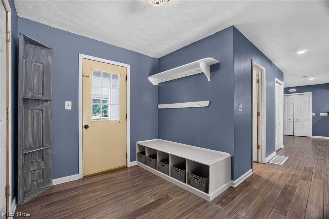 Squares Acres Sub 2 - Residential