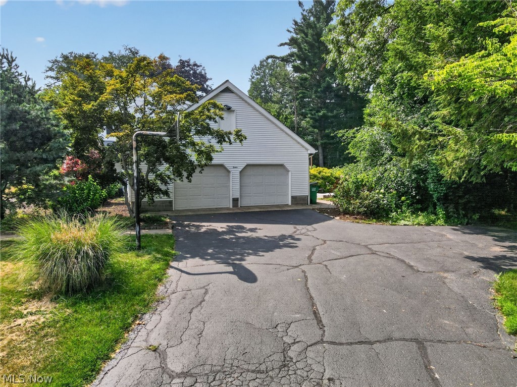 Squares Acres Sub 2 - Residential