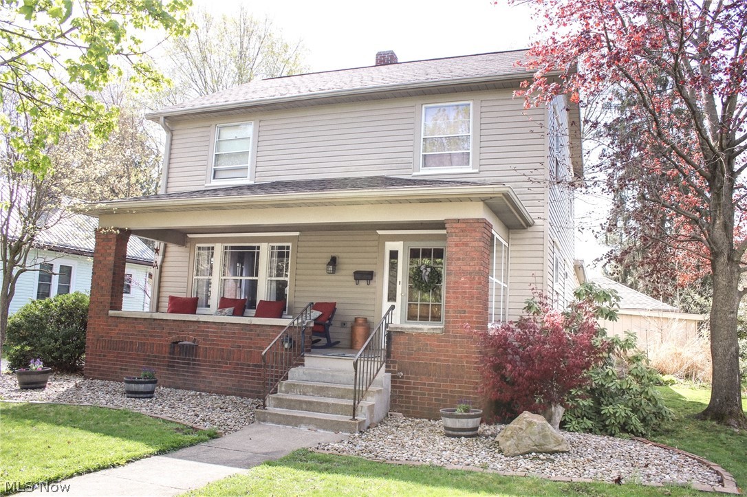 Welcome to 314 East 13th St! This beautiful 3 bedroom 2.5 bathroom, located right in the heart of Dover, features updated hardwood floors throughout the first floor and updated 200 amp electric service. You will also find fresh paint in every room, a completely remodeled kitchen and an added 1/2 bathroom. Cozy up to the fireplace in the updated family room with recently added recessed lighting.  As we move upstairs, you will find a remodeled full bathroom and three large bedrooms. The basement features plenty of storage space, a full bathroom with all new sink, commode and shower. Outside you will find a quiet dining/gathering area perfect for a family meal or party. The 2 car garage and additional carport provide ample parking space and the spacious backyard is perfect for outdoor fun. Sellers are offering an APHW home warranty for buyers peace of mind. This one won't last, schedule your appointment today!