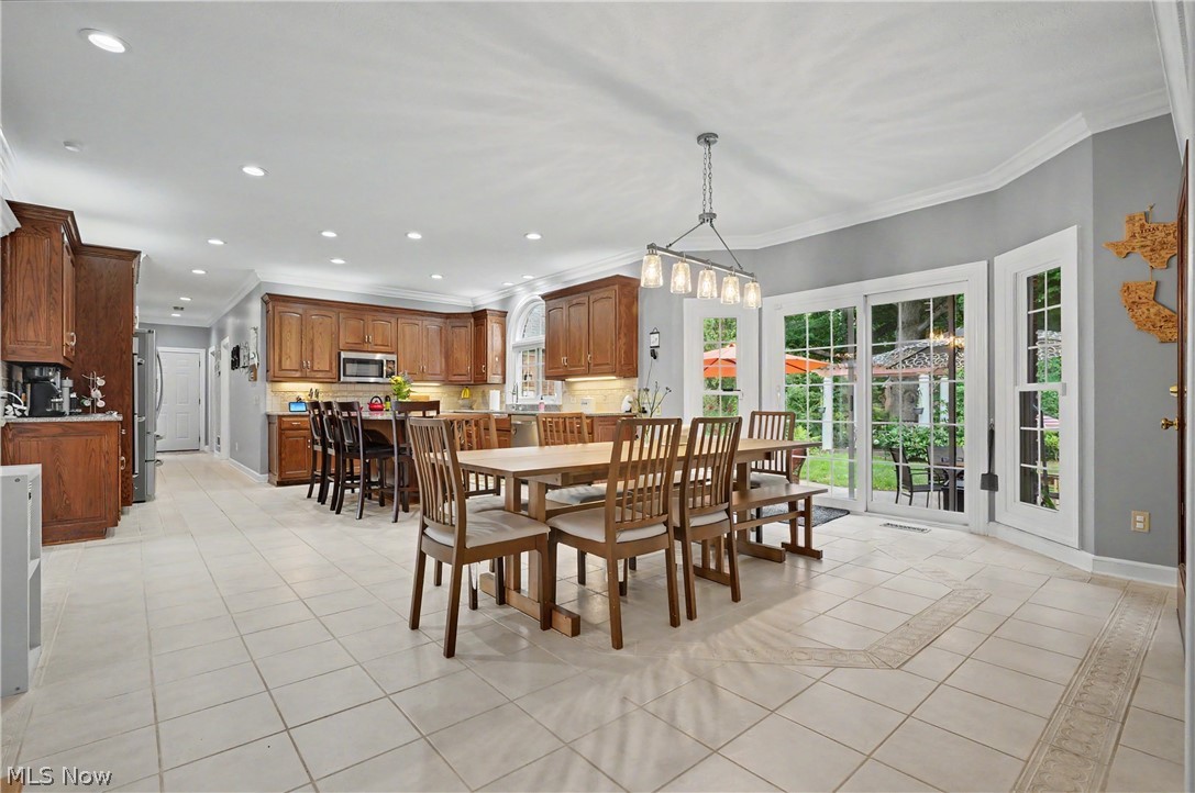 Foxchase Hills - Residential