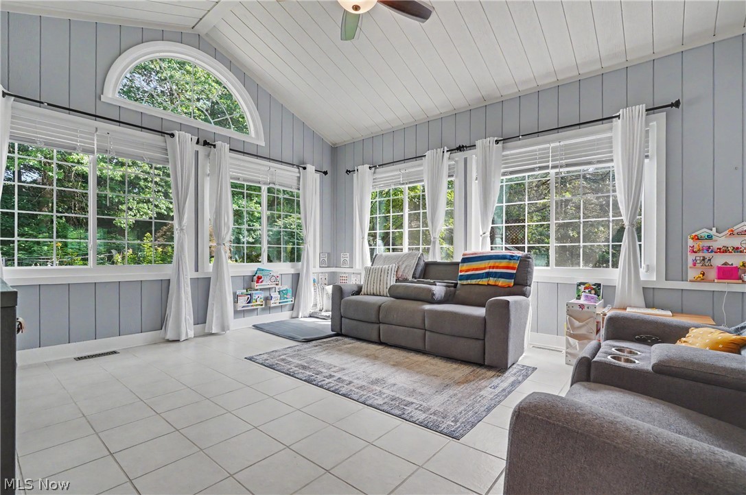 Foxchase Hills - Residential