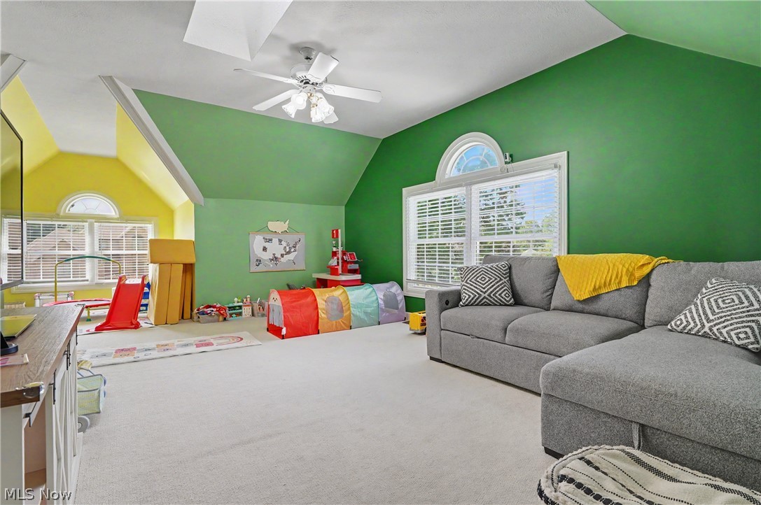 Foxchase Hills - Residential