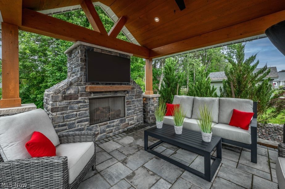 Pinecrest Mdw 2 - Residential