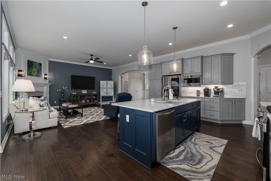 Pinecrest Mdw 2 - Residential