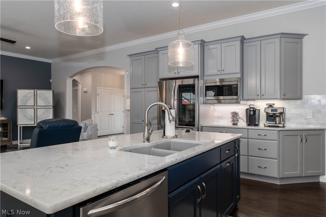 Pinecrest Mdw 2 - Residential