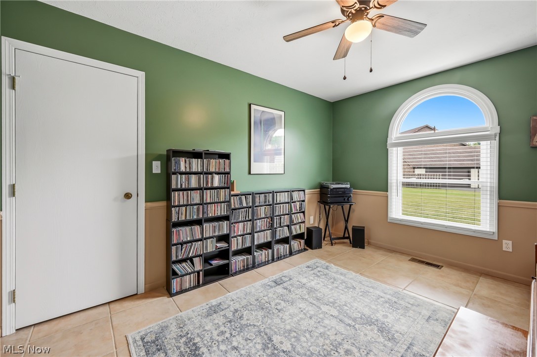 Presidential Square Estates Condo - Residential